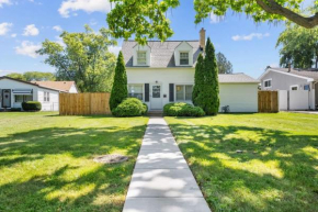 Bensenville 3 min to White Pines Golf & Firepit